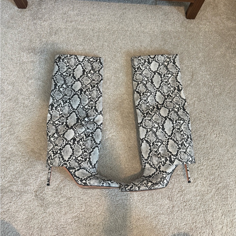 Knee High Snake Skin Print Boots